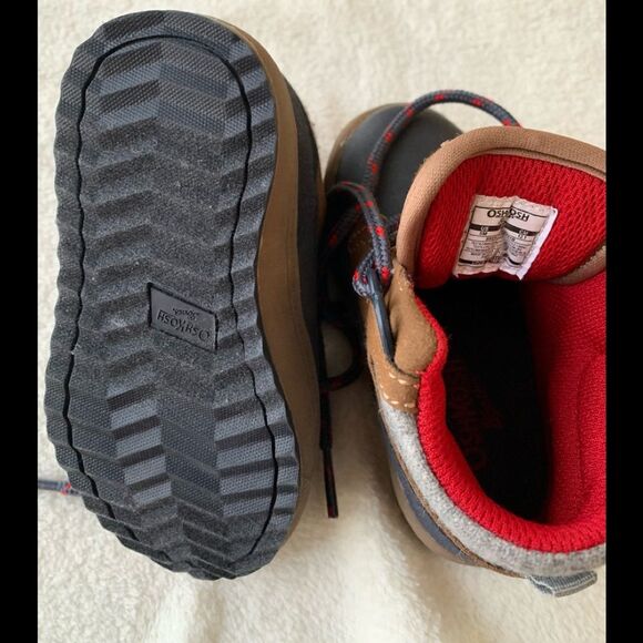 OshKosh dark blue/brown, grey back trim, laced unisex baby booties, brand new,5M - Picture 7 of 7